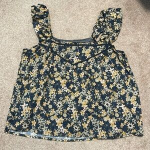 Roan and Ryan floral tank size L